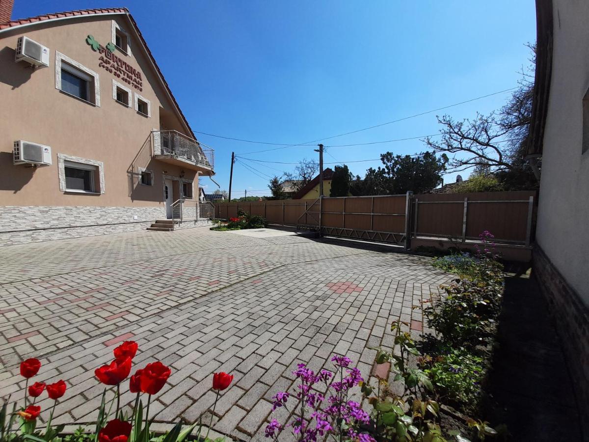 Fortuna Apartman Gyula Exterior foto